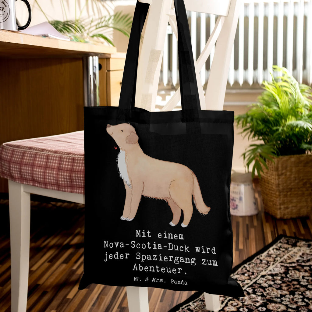Tragetasche Nova Scotia Duck Abenteuer Stofftasche, Jutetasche, Badetasche, Beuteltasche, Tasche, Umhängetasche, Einkaufstasche, Strandtasche, Schultertasche, Laptoptasche, Tragetasche, Shopper, Beutel, Stoffbeutel, Jutebeutel, Einkaufstüte, Hund, Hunderasse, Rassehund, Hundebesitzer, Geschenk, Tierfreund, Schenken, Welpe
