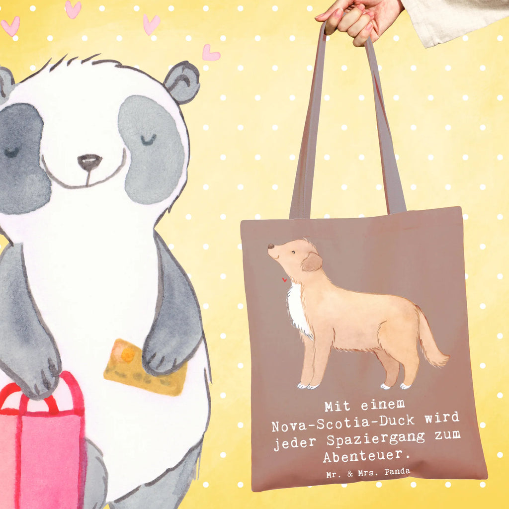 Tragetasche Nova Scotia Duck Abenteuer Stofftasche, Jutetasche, Badetasche, Beuteltasche, Tasche, Umhängetasche, Einkaufstasche, Strandtasche, Schultertasche, Laptoptasche, Tragetasche, Shopper, Beutel, Stoffbeutel, Jutebeutel, Einkaufstüte, Hund, Hunderasse, Rassehund, Hundebesitzer, Geschenk, Tierfreund, Schenken, Welpe