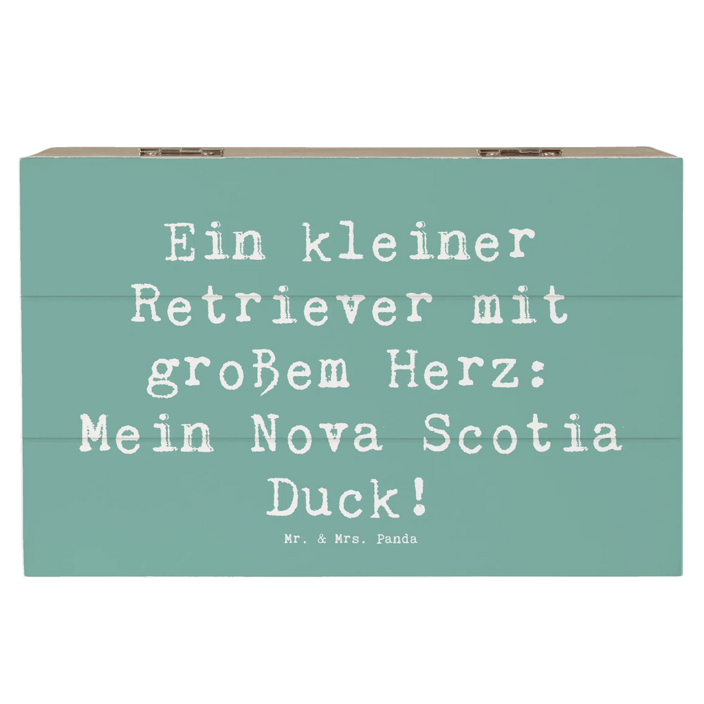 Wooden chest Saying Ein kleiner Retriever mit großem Herz: Mein Nova Scotia Duck! Geschenkdose, Schatulle, Erinnerungsbox, Aufbewahrungsbox, Schatzkiste, Truhe, Dekokiste, Erinnerungskiste, XXL, Geschenkbox, Holzkiste, Kiste, Hund, Hunderasse, Rassehund, Hundebesitzer, Geschenk, Tierfreund, Schenken, Welpe