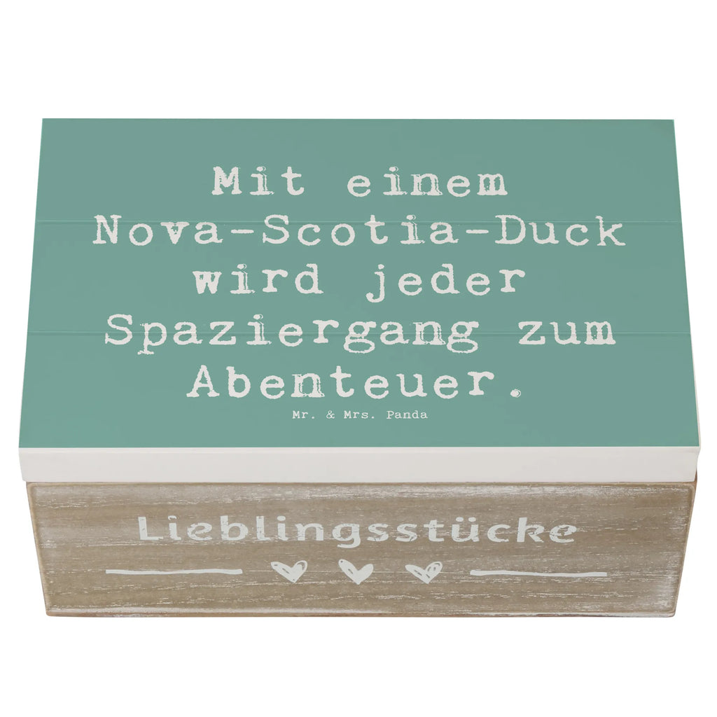 Holzkiste Spruch Nova Scotia Duck Abenteuer Dekokiste, Geschenkbox, Aufbewahrungsbox, Geschenkdose, XXL, Schatzkiste, Truhe, Erinnerungsbox, Holzkiste, Schatulle, Erinnerungskiste, Kiste, Hund, Hunderasse, Rassehund, Hundebesitzer, Geschenk, Tierfreund, Schenken, Welpe