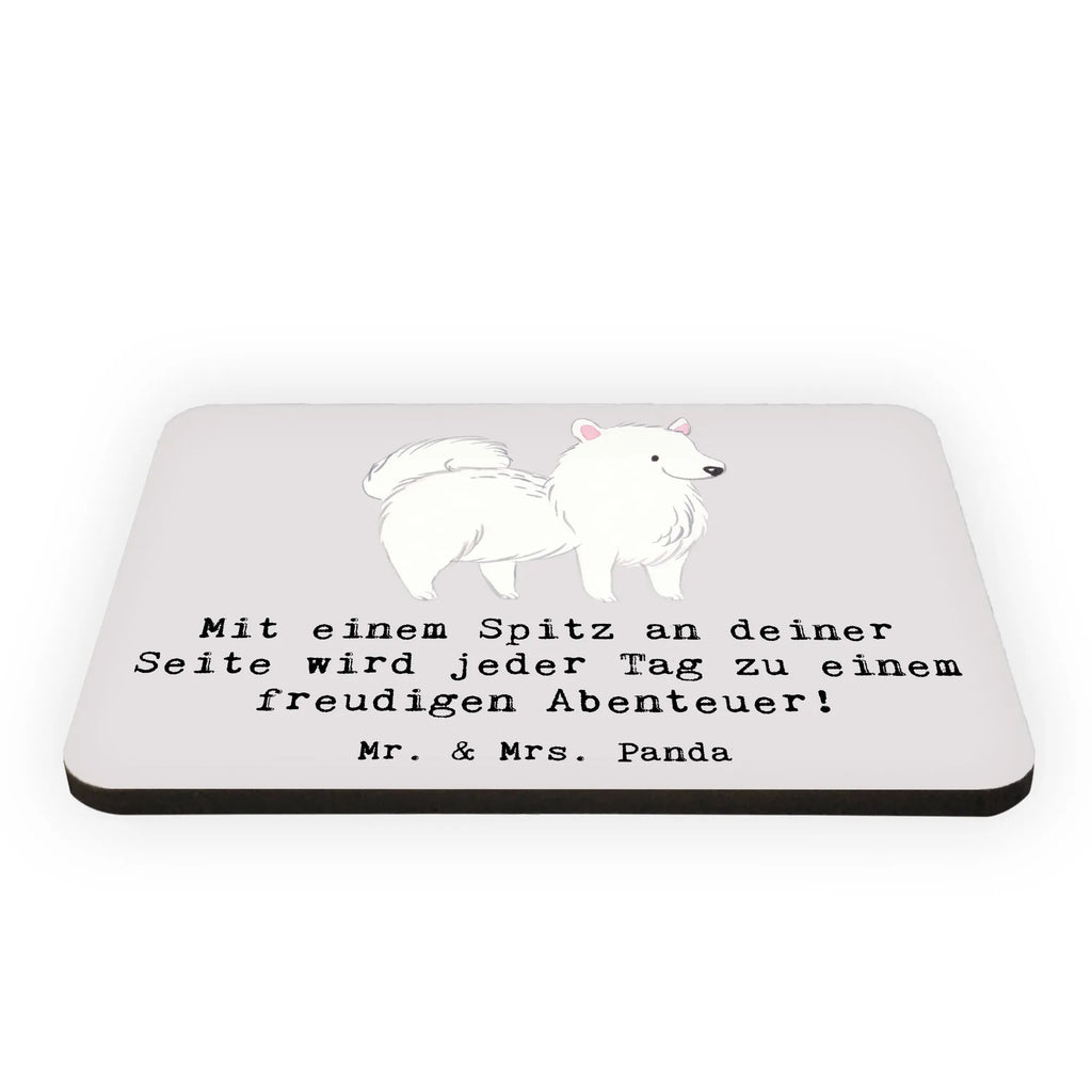 Magnet Mit einem Spitz an deiner Seite wird jeder Tag zu einem freudigen Abenteuer! Motivmagnete, Whiteboard Magnet, Kühlschrank Dekoration, Notiz Magnet, Dekomagnet, Pinnwandmagnet, Kühlschrankmagnet, Souvenir Magnet, Hund, Hunderasse, Rassehund, Hundebesitzer, Geschenk, Tierfreund, Schenken, Welpe