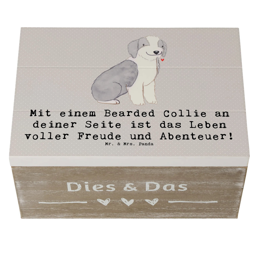 Wooden chest Mit einem Bearded Collie an deiner Seite ist das Leben voller Freude und Abenteuer! Holzkiste, Schatzkiste, Schatulle, Geschenkdose, Aufbewahrungsbox, Geschenkbox, Truhe, Erinnerungsbox, XXL, Kiste, Erinnerungskiste, Dekokiste, Hund, Hunderasse, Rassehund, Hundebesitzer, Geschenk, Tierfreund, Schenken, Welpe