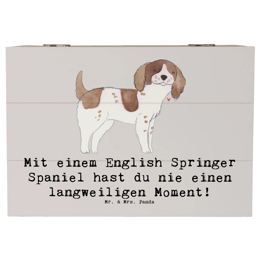Wooden chest Mit einem English Springer Spaniel hast du nie einen langweiligen Moment! Dekokiste, Erinnerungsbox, Geschenkbox, Holzkiste, XXL, Erinnerungskiste, Schatulle, Kiste, Geschenkdose, Schatzkiste, Aufbewahrungsbox, Truhe, Hund, Hunderasse, Rassehund, Hundebesitzer, Geschenk, Tierfreund, Schenken, Welpe