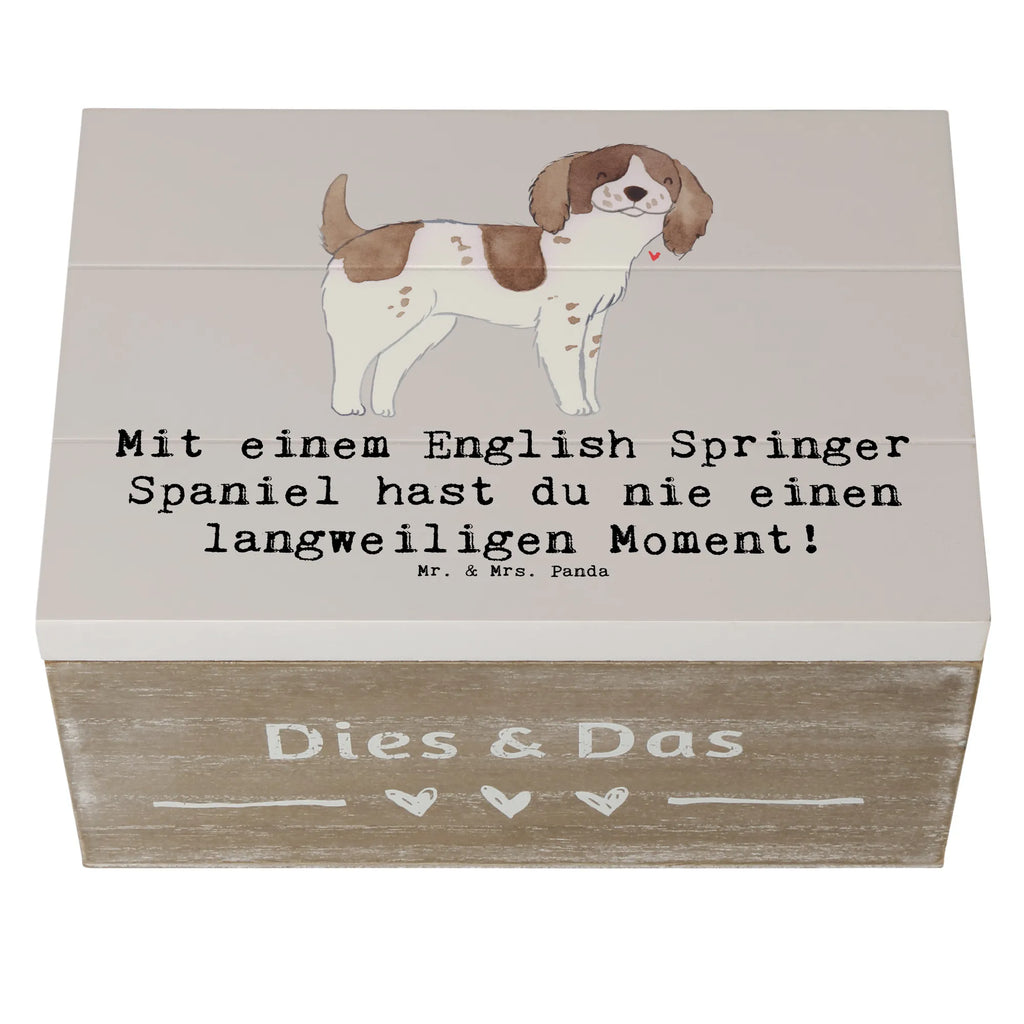Wooden chest Mit einem English Springer Spaniel hast du nie einen langweiligen Moment! Dekokiste, Erinnerungsbox, Geschenkbox, Holzkiste, XXL, Erinnerungskiste, Schatulle, Kiste, Geschenkdose, Schatzkiste, Aufbewahrungsbox, Truhe, Hund, Hunderasse, Rassehund, Hundebesitzer, Geschenk, Tierfreund, Schenken, Welpe