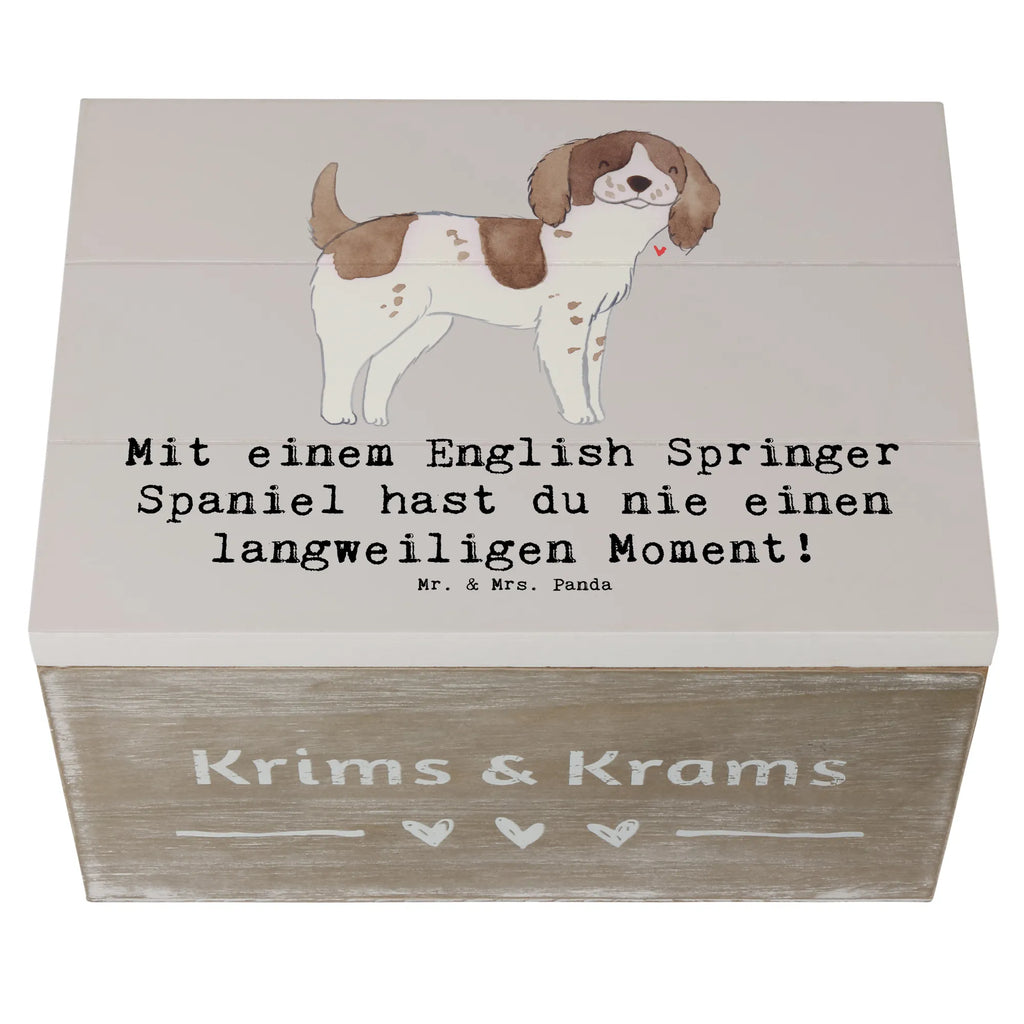 Wooden chest Mit einem English Springer Spaniel hast du nie einen langweiligen Moment! Dekokiste, Erinnerungsbox, Geschenkbox, Holzkiste, XXL, Erinnerungskiste, Schatulle, Kiste, Geschenkdose, Schatzkiste, Aufbewahrungsbox, Truhe, Hund, Hunderasse, Rassehund, Hundebesitzer, Geschenk, Tierfreund, Schenken, Welpe