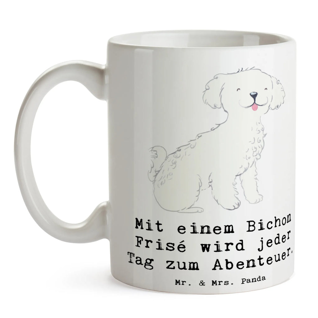 Tasse Mit einem Bichon Frisé wird jeder Tag zum Abenteuer. Tasse, Geschenktasse, Keramiktasse, Bürotasse, Tasse mit Motiven, Kaffeetasse, Porzellantasse, Tasse mit Zitaten, Teetasse, Hund, Hunderasse, Rassehund, Hundebesitzer, Geschenk, Tierfreund, Schenken, Welpe