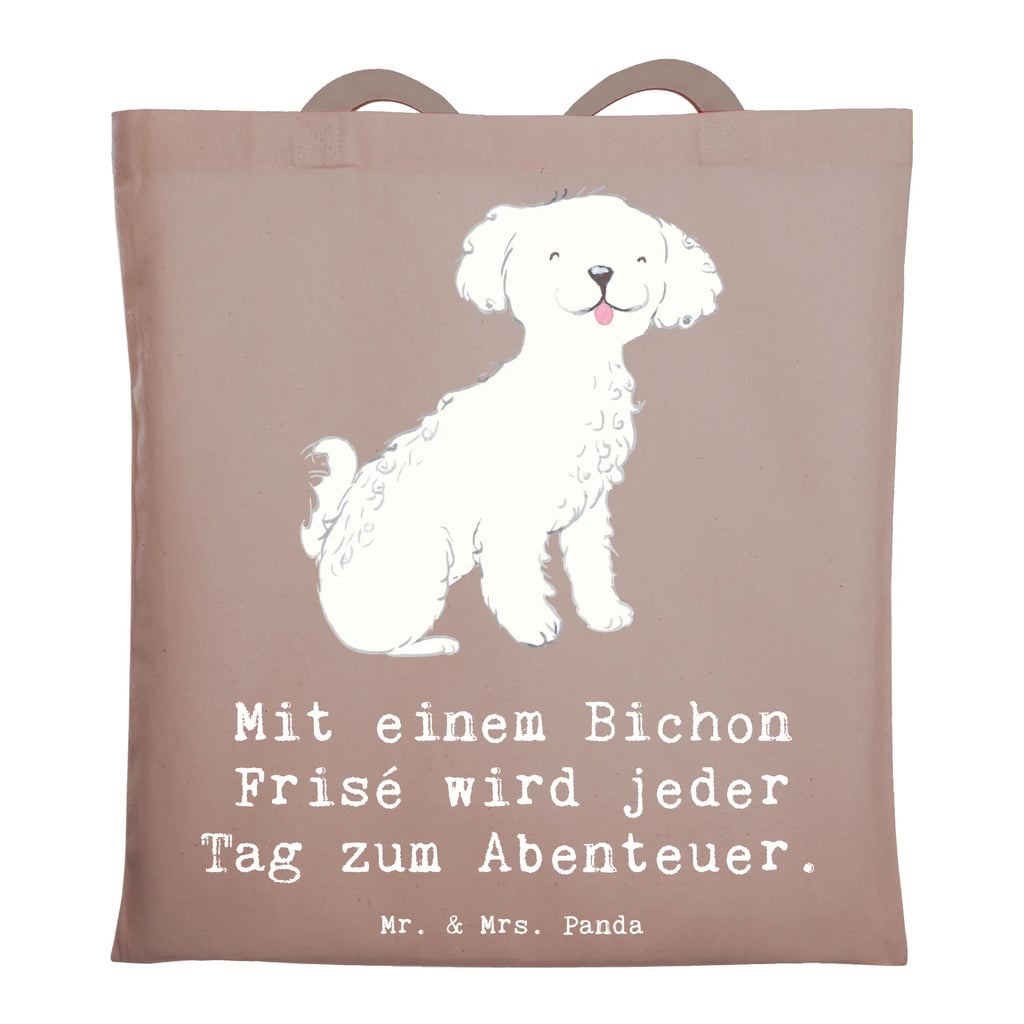 Tragetasche Mit einem Bichon Frisé wird jeder Tag zum Abenteuer. Tragetasche, Jutebeutel, Schultertasche, Jutetasche, Stofftasche, Shopper, Beutel, Laptoptasche, Stoffbeutel, Einkaufstüte, Strandtasche, Umhängetasche, Beuteltasche, Badetasche, Einkaufstasche, Tasche, Hund, Hunderasse, Rassehund, Hundebesitzer, Geschenk, Tierfreund, Schenken, Welpe