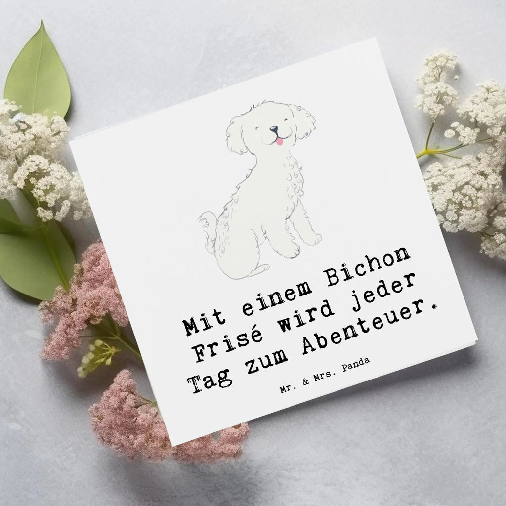 Deluxe Karte Mit einem Bichon Frisé wird jeder Tag zum Abenteuer. Grußkarte, Klappkarte, Hochwertige Grußkarte, Karte, Einladungskarte, Hochwertige Klappkarte, Glückwunschkarte, Hochzeitskarte, Geburtstagskarte, Hund, Hunderasse, Rassehund, Hundebesitzer, Geschenk, Tierfreund, Schenken, Welpe