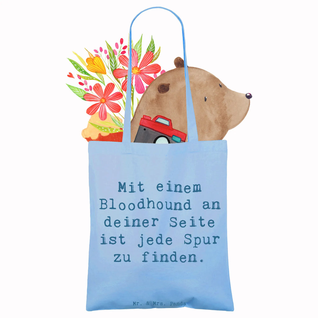 Tote bag Saying Mit einem Bloodhound an deiner Seite ist jede Spur zu finden. Stofftasche, Tragetasche, Beutel, Badetasche, Einkaufstüte, Tasche, Beuteltasche, Jutebeutel, Schultertasche, Jutetasche, Shopper, Strandtasche, Stoffbeutel, Laptoptasche, Einkaufstasche, Umhängetasche, Hund, Hunderasse, Rassehund, Hundebesitzer, Geschenk, Tierfreund, Schenken, Welpe