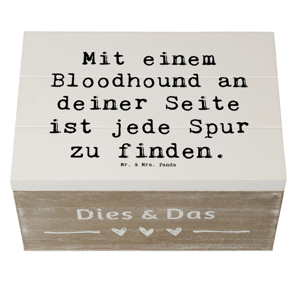 Wooden chest Saying Mit einem Bloodhound an deiner Seite ist jede Spur zu finden. Schatzkiste, Aufbewahrungsbox, Erinnerungskiste, Holzkiste, Schatulle, Dekokiste, Geschenkdose, Truhe, Kiste, Geschenkbox, Erinnerungsbox, XXL, Hund, Hunderasse, Rassehund, Hundebesitzer, Geschenk, Tierfreund, Schenken, Welpe