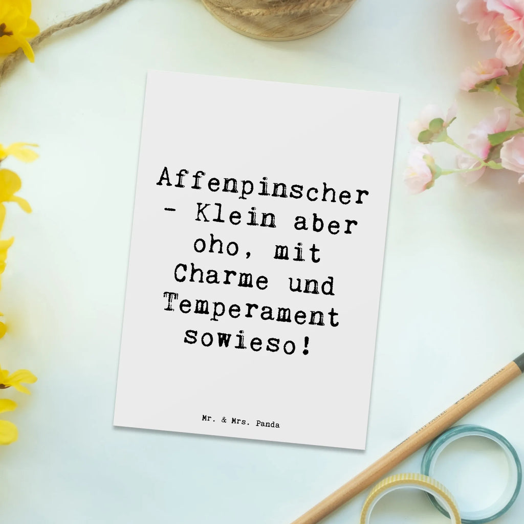 Postcard Saying Affenpinscher - Klein aber oho, mit Charme und Temperament sowieso! Dankeskarte, Geschenkkarte, Einladungskarte, Karte, Geburtstagskarte, Einladung, Einladungskarten Geburtstag, Ansichtskarte, Ansichtskarten, Grußkarte, Einladung Geburtstag, Postkarte, Hund, Hunderasse, Rassehund, Hundebesitzer, Geschenk, Tierfreund, Schenken, Welpe