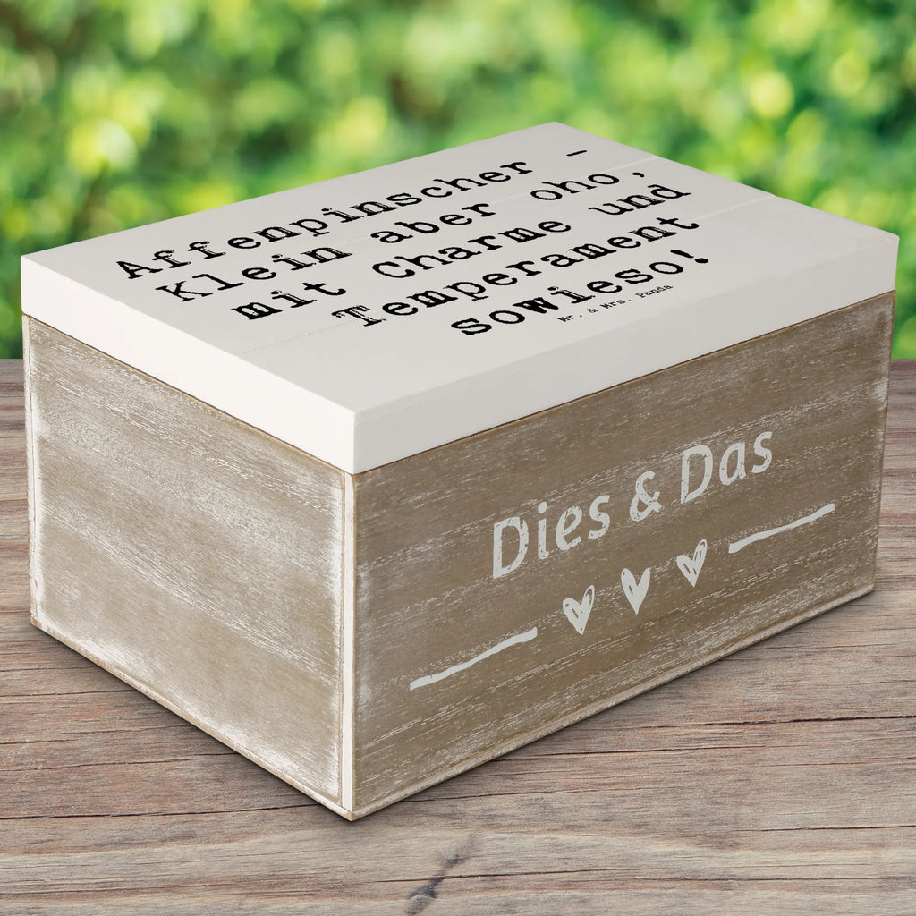 Holzkiste Spruch Affenpinscher Charme Geschenkdose, Erinnerungskiste, Schatulle, XXL, Dekokiste, Kiste, Truhe, Holzkiste, Aufbewahrungsbox, Erinnerungsbox, Schatzkiste, Geschenkbox, Hund, Hunderasse, Rassehund, Hundebesitzer, Geschenk, Tierfreund, Schenken, Welpe