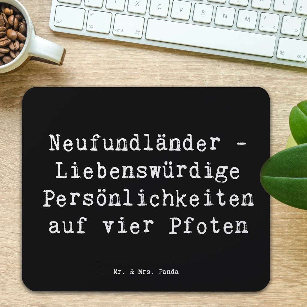 Mouse mat Saying Neufundländer - Liebenswürdige Persönlichkeiten auf vier Pfoten Büroausstattung, Designer Mauspad, PC Zubehör, Arbeitszimmer, Mousepad, Computer zubehör, Mauspad, Einzigartiges Mauspad, Mausunterlage, Mauspad Büro, Hund, Hunderasse, Rassehund, Hundebesitzer, Geschenk, Tierfreund, Schenken, Welpe