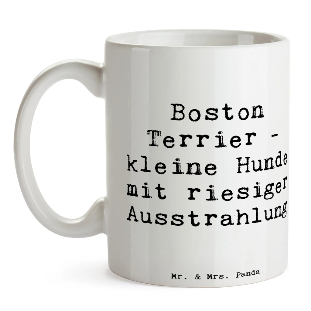 Mug Saying Boston Terrier - kleine Hunde mit riesiger Ausstrahlung Teetasse, Porzellantasse, Tasse, Tasse mit Zitaten, Tasse mit Motiven, Bürotasse, Kaffeetasse, Geschenktasse, Keramiktasse, Hund, Hunderasse, Rassehund, Hundebesitzer, Geschenk, Tierfreund, Schenken, Welpe