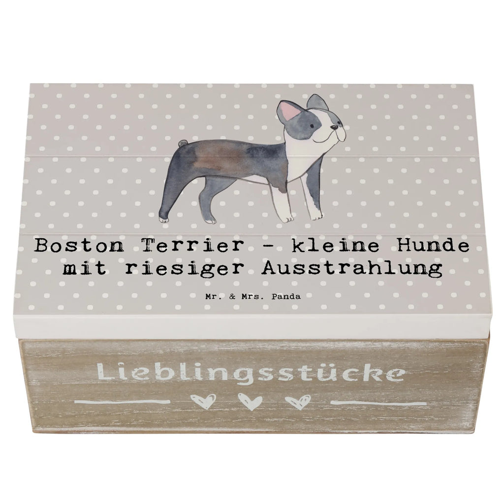 Wooden chest Boston Terrier - kleine Hunde mit riesiger Ausstrahlung Dekokiste, Truhe, Aufbewahrungsbox, XXL, Kiste, Schatzkiste, Geschenkdose, Schatulle, Geschenkbox, Erinnerungsbox, Holzkiste, Erinnerungskiste, Hund, Hunderasse, Rassehund, Hundebesitzer, Geschenk, Tierfreund, Schenken, Welpe