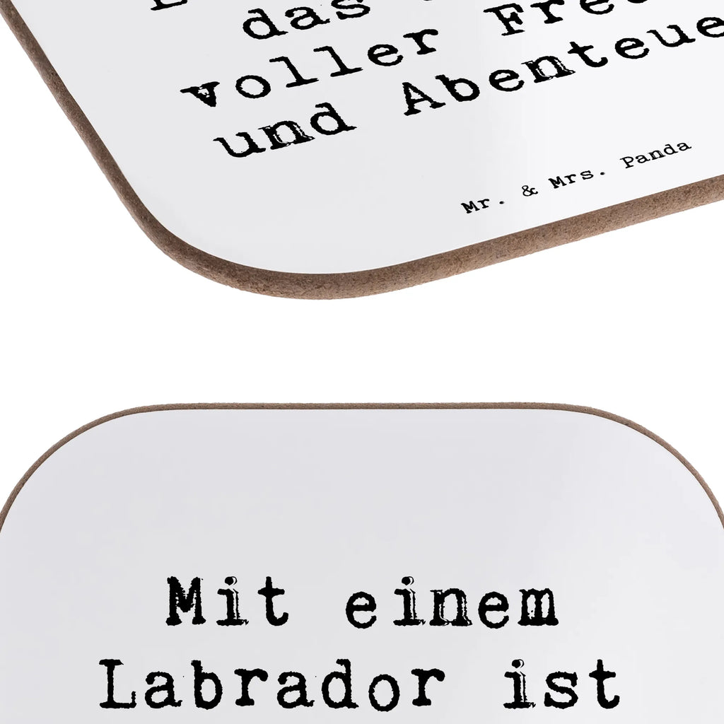 Square coaster Saying Mit einem Labrador ist das Leben voller Freude und Abenteuer Untersetzer aus Holz, Glasuntersetzer, Untersetzer, Untersetzer Holz, Tassen Untersetzer, Untersetzer für Gläser, Korkuntersetzer, Untersetzer Design, Untersetzer Gläser, Bierdeckel, Getränkeuntersetzer, Holzuntersetzer, Hund, Hunderasse, Rassehund, Hundebesitzer, Geschenk, Tierfreund, Schenken, Welpe