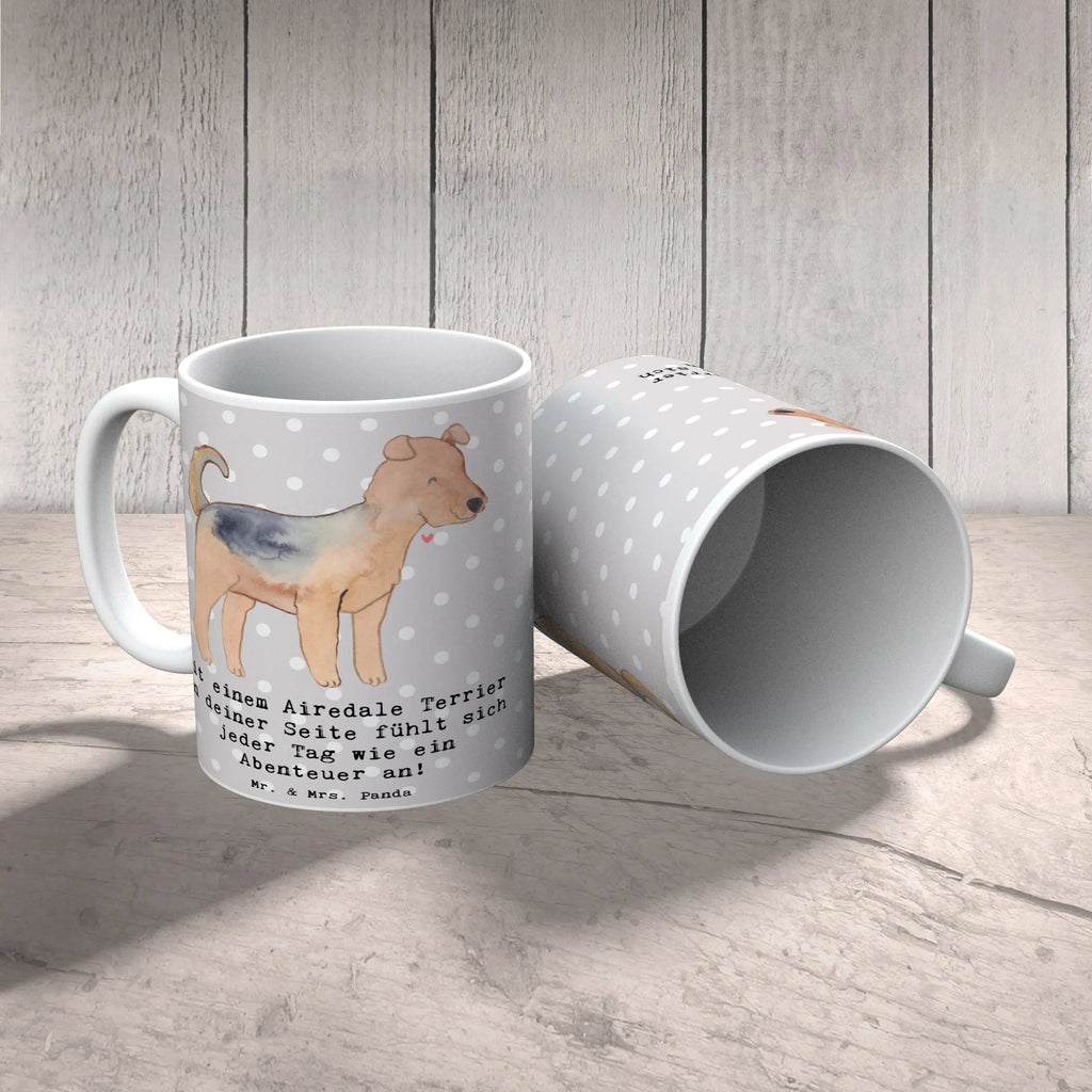 Tasse Airedale Terrier Abenteuer Geschenktasse, Teetasse, Porzellantasse, Bürotasse, Tasse, Keramiktasse, Tasse mit Motiven, Kaffeetasse, Tasse mit Zitaten, Hund, Hunderasse, Rassehund, Hundebesitzer, Geschenk, Tierfreund, Schenken, Welpe