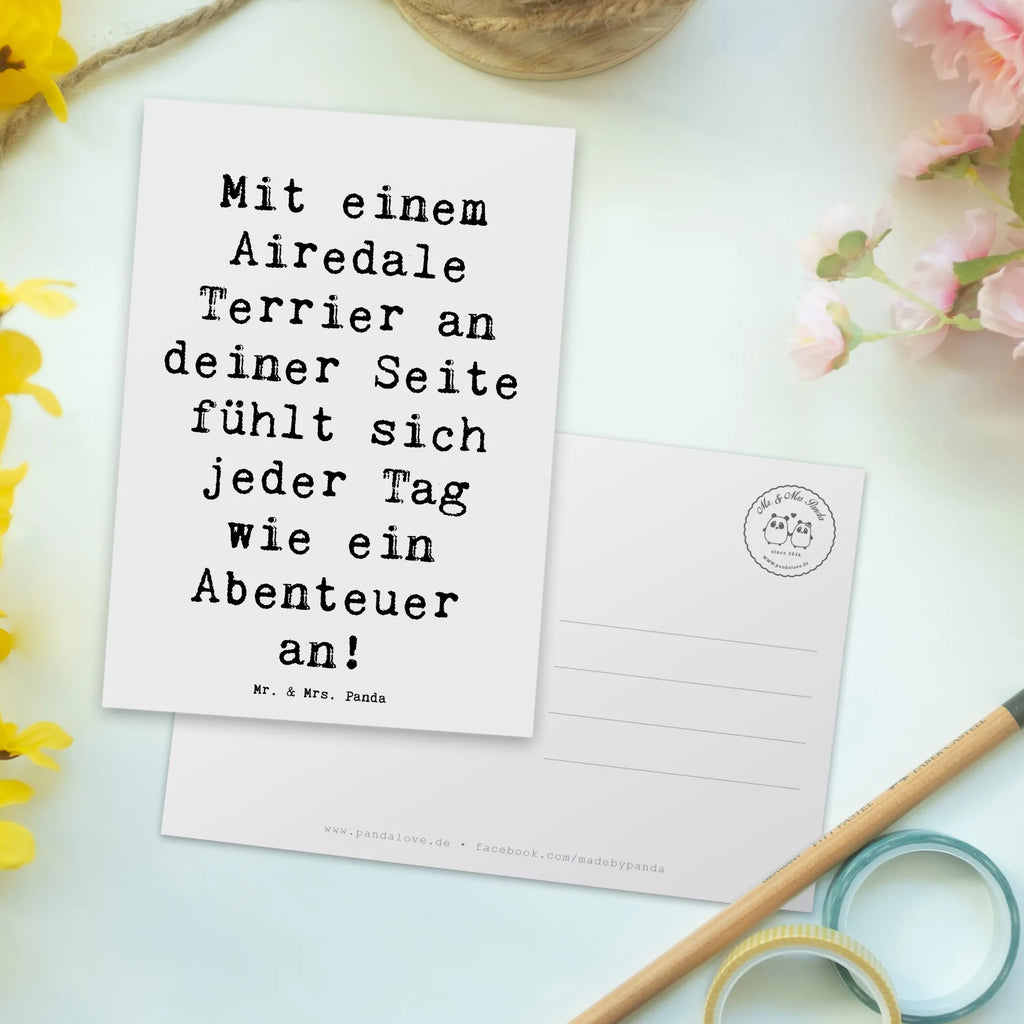 Postkarte Spruch Airedale Terrier Abenteuer Einladungskarte, Ansichtskarten, Postkarte, Einladung Geburtstag, Geschenkkarte, Einladungskarten Geburtstag, Geburtstagskarte, Dankeskarte, Karte, Einladung, Ansichtskarte, Grußkarte, Hund, Hunderasse, Rassehund, Hundebesitzer, Geschenk, Tierfreund, Schenken, Welpe
