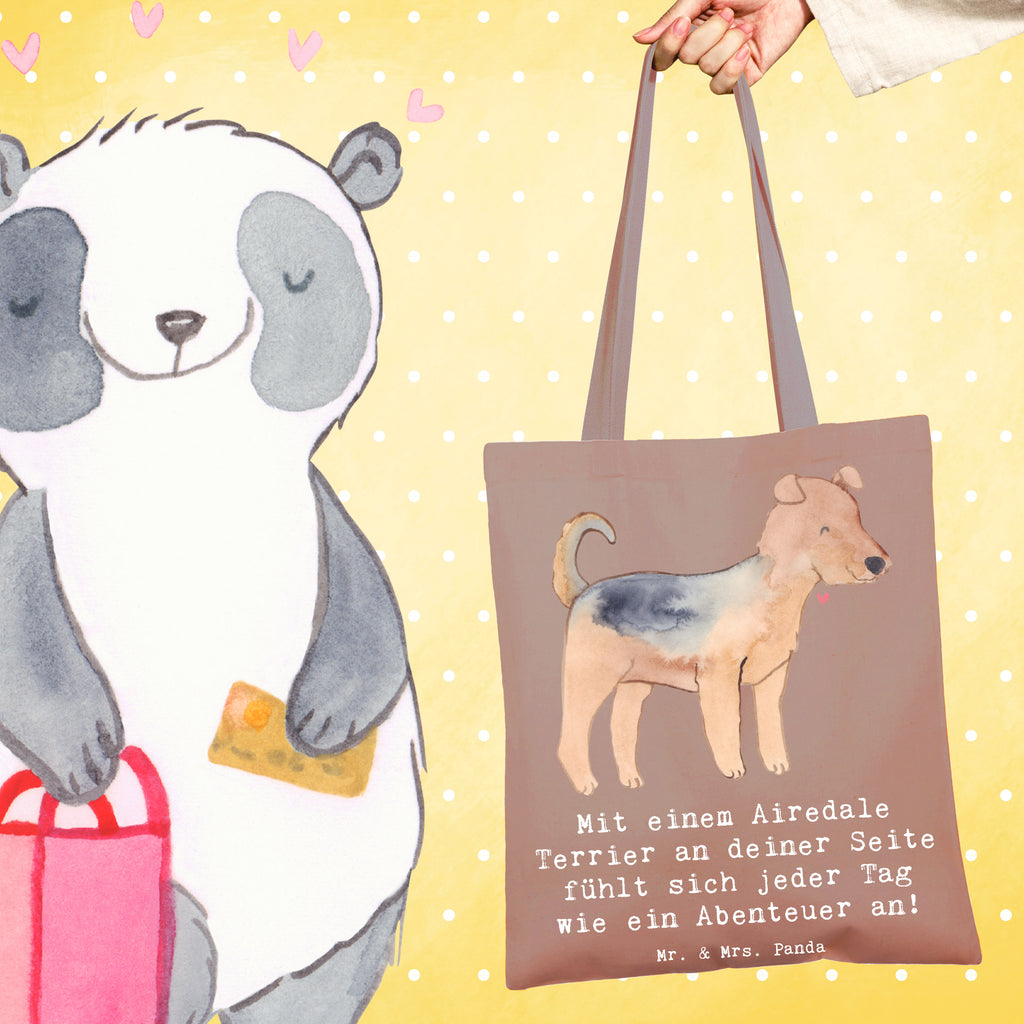 Tragetasche Airedale Terrier Abenteuer Laptoptasche, Beutel, Stofftasche, Jutebeutel, Strandtasche, Tasche, Tragetasche, Badetasche, Jutetasche, Schultertasche, Beuteltasche, Einkaufstasche, Stoffbeutel, Umhängetasche, Shopper, Einkaufstüte, Hund, Hunderasse, Rassehund, Hundebesitzer, Geschenk, Tierfreund, Schenken, Welpe