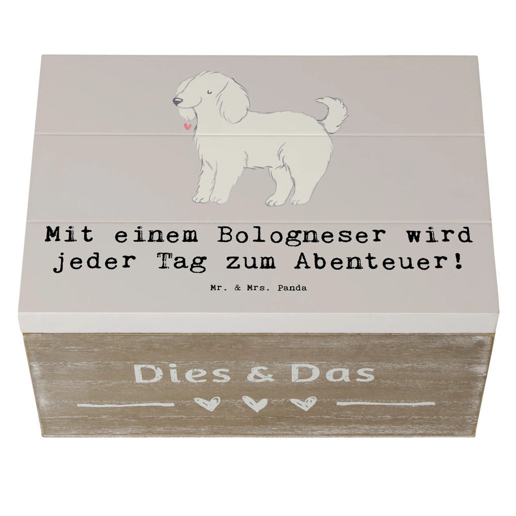 Wooden chest Mit einem Bologneser wird jeder Tag zum Abenteuer! Geschenkbox, Kiste, Schatzkiste, Aufbewahrungsbox, Schatulle, Holzkiste, XXL, Truhe, Erinnerungskiste, Erinnerungsbox, Dekokiste, Geschenkdose, Hund, Hunderasse, Rassehund, Hundebesitzer, Geschenk, Tierfreund, Schenken, Welpe