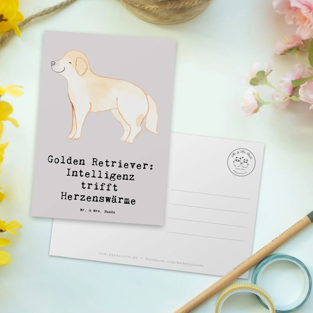 Postcard Golden Retriever: Intelligenz trifft Herzenswärme Einladungskarte, Karte, Postkarte, Einladung Geburtstag, Geschenkkarte, Ansichtskarte, Grußkarte, Ansichtskarten, Einladung, Einladungskarten Geburtstag, Dankeskarte, Geburtstagskarte, Hund, Hunderasse, Rassehund, Hundebesitzer, Geschenk, Tierfreund, Schenken, Welpe