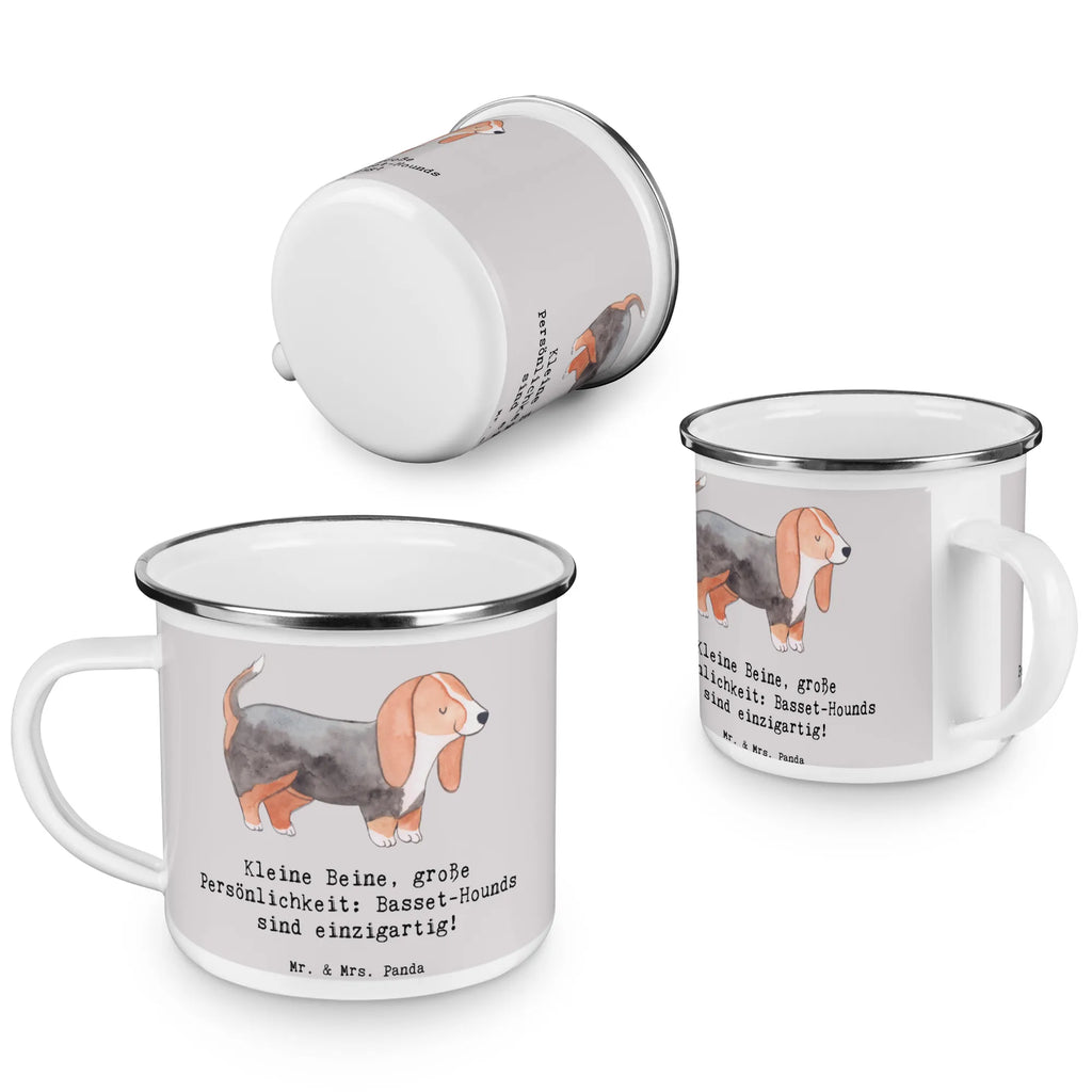 Enamel camping mug Kleine Beine, große Persönlichkeit: Basset-Hounds sind einzigartig! Camping Tassen, Metalltasse, Blechtassen, Camping Becher, Camping Tasse Emaille, Outdoor Tasse, Emaille Becher, Emaille Tassen, Camping Tasse Metall, Metalltasse für Camping, Tasse Camping, Campingbecher, Emaille Tasse Camping, Metall Tasse, Campingtassen, Outdoor Becher, Emaille Campingbecher, Kaffee Blechtasse, Camping Becher Edelstahl, Trinkbecher, Emaille Becher Camping, Camping Tassen Emaille, Emaille Trinkbecher, Campingtasse, Emaille Tasse, Tasse Emaille, Blechtasse Outdoor, Blechtasse, Emailletasse, Edelstahl Trinkbecher, Hund, Hunderasse, Rassehund, Hundebesitzer, Geschenk, Tierfreund, Schenken, Welpe