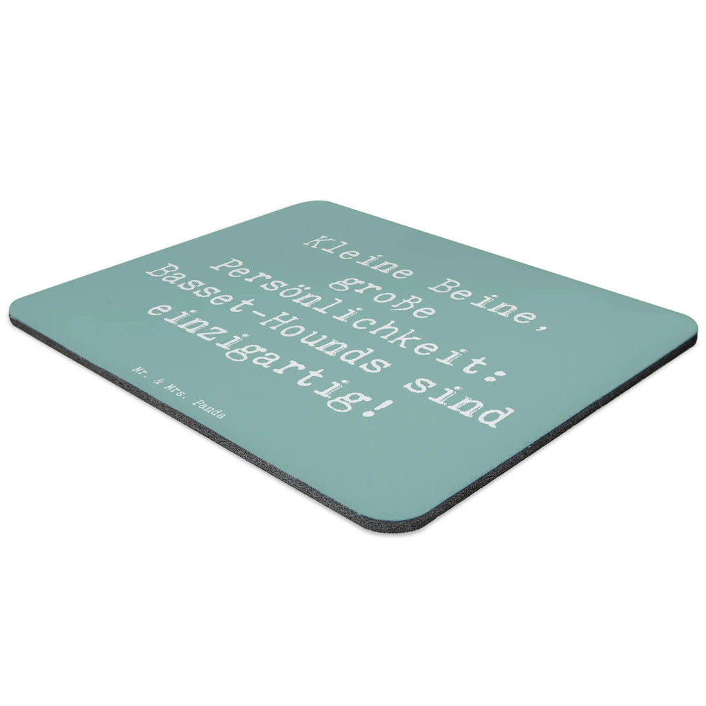 Mouse mat Saying Kleine Beine, große Persönlichkeit: Basset-Hounds sind einzigartig! Designer Mauspad, Mauspad, Büroausstattung, Mousepad, Mausunterlage, Computer zubehör, PC Zubehör, Einzigartiges Mauspad, Mauspad Büro, Arbeitszimmer, Hund, Hunderasse, Rassehund, Hundebesitzer, Geschenk, Tierfreund, Schenken, Welpe
