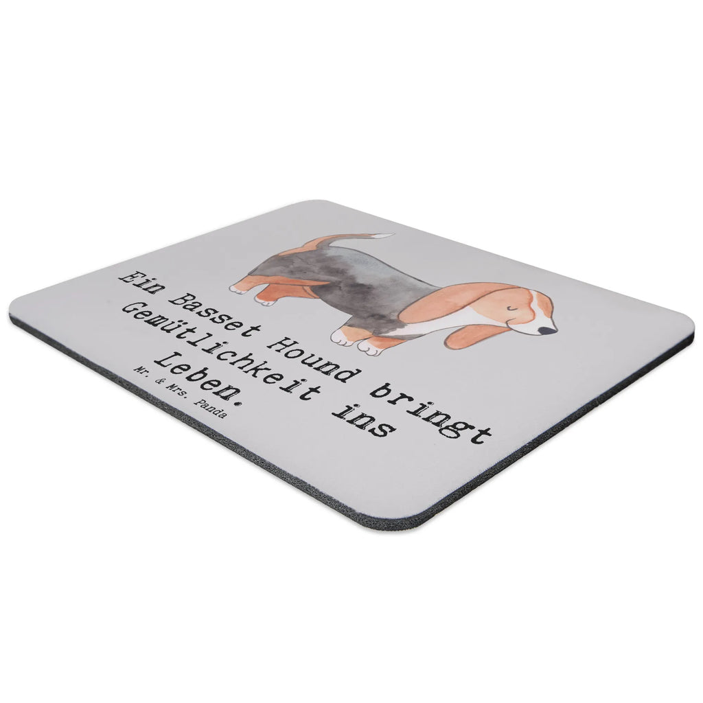 Mouse mat Ein Basset Hound bringt Gemütlichkeit ins Leben. PC Zubehör, Mauspad, Mausunterlage, Einzigartiges Mauspad, Computer zubehör, Designer Mauspad, Arbeitszimmer, Büroausstattung, Mauspad Büro, Mousepad, Hund, Hunderasse, Rassehund, Hundebesitzer, Geschenk, Tierfreund, Schenken, Welpe