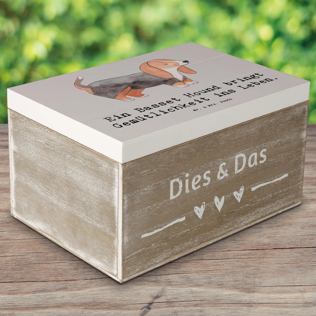 Holzkiste Basset Hound Gemütlichkeit Holzkiste, Erinnerungskiste, Geschenkbox, Geschenkdose, Kiste, Schatzkiste, Erinnerungsbox, Aufbewahrungsbox, Schatulle, Dekokiste, Truhe, XXL, Hund, Hunderasse, Rassehund, Hundebesitzer, Geschenk, Tierfreund, Schenken, Welpe