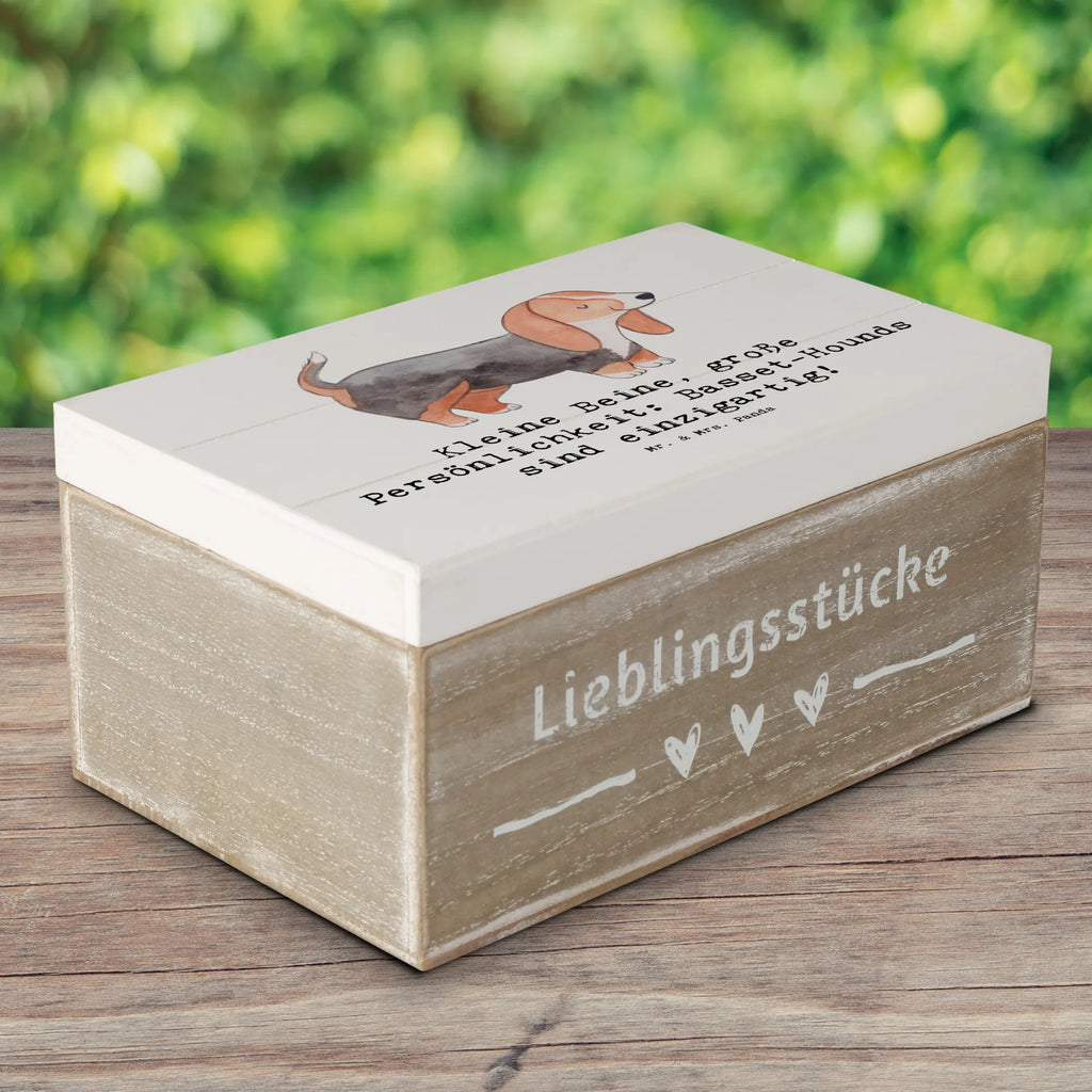 Wooden chest Kleine Beine, große Persönlichkeit: Basset-Hounds sind einzigartig! Schatulle, Kiste, Erinnerungskiste, Schatzkiste, Truhe, Dekokiste, Aufbewahrungsbox, Holzkiste, Geschenkbox, XXL, Erinnerungsbox, Geschenkdose, Hund, Hunderasse, Rassehund, Hundebesitzer, Geschenk, Tierfreund, Schenken, Welpe