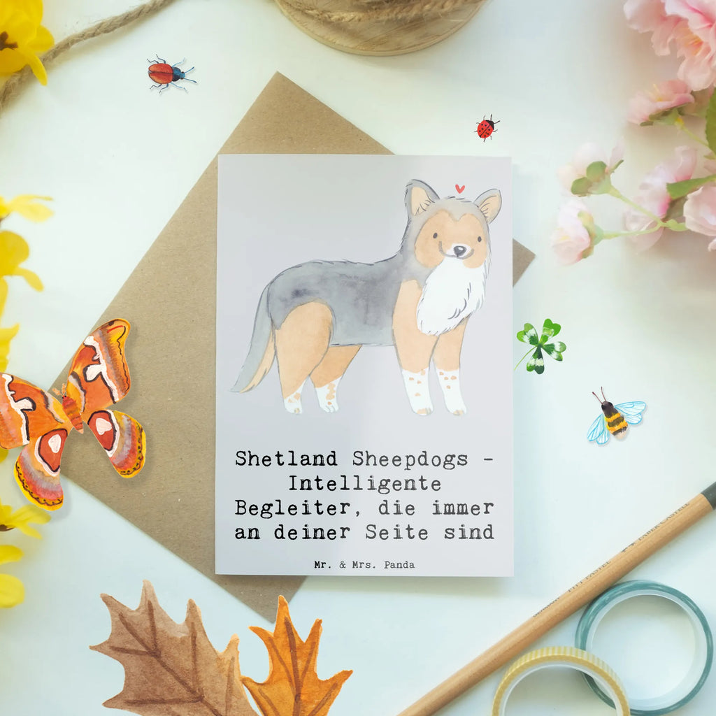 Greetings card Shetland Sheepdogs - Intelligente Begleiter, die immer an deiner Seite sind Karte, Glückwunschkarte, Ansichtskarten, Einladungskarte, Klappkarte, Geburtstagskarte, Hochzeitskarte, Grußkarte, Hund, Hunderasse, Rassehund, Hundebesitzer, Geschenk, Tierfreund, Schenken, Welpe