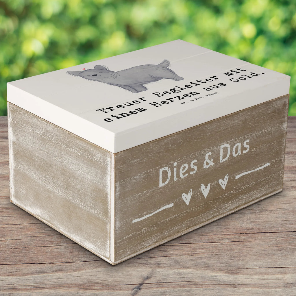 Wooden chest Treuer Begleiter mit einem Herzen aus Gold. Truhe, Geschenkbox, Schatzkiste, Geschenkdose, Aufbewahrungsbox, Holzkiste, Kiste, XXL, Dekokiste, Schatulle, Erinnerungsbox, Erinnerungskiste, Hund, Hunderasse, Rassehund, Hundebesitzer, Geschenk, Tierfreund, Schenken, Welpe