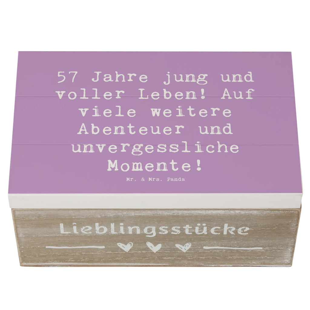 Wooden chest Saying 57 Jahre jung und voller Leben! Auf viele weitere Abenteuer und unvergessliche Momente! XXL, Dekokiste, Schatzkiste, Erinnerungsbox, Erinnerungskiste, Truhe, Holzkiste, Geschenkdose, Aufbewahrungsbox, Schatulle, Kiste, Geschenkbox, Geburtstag, Geburtstagsgeschenk, Geschenk