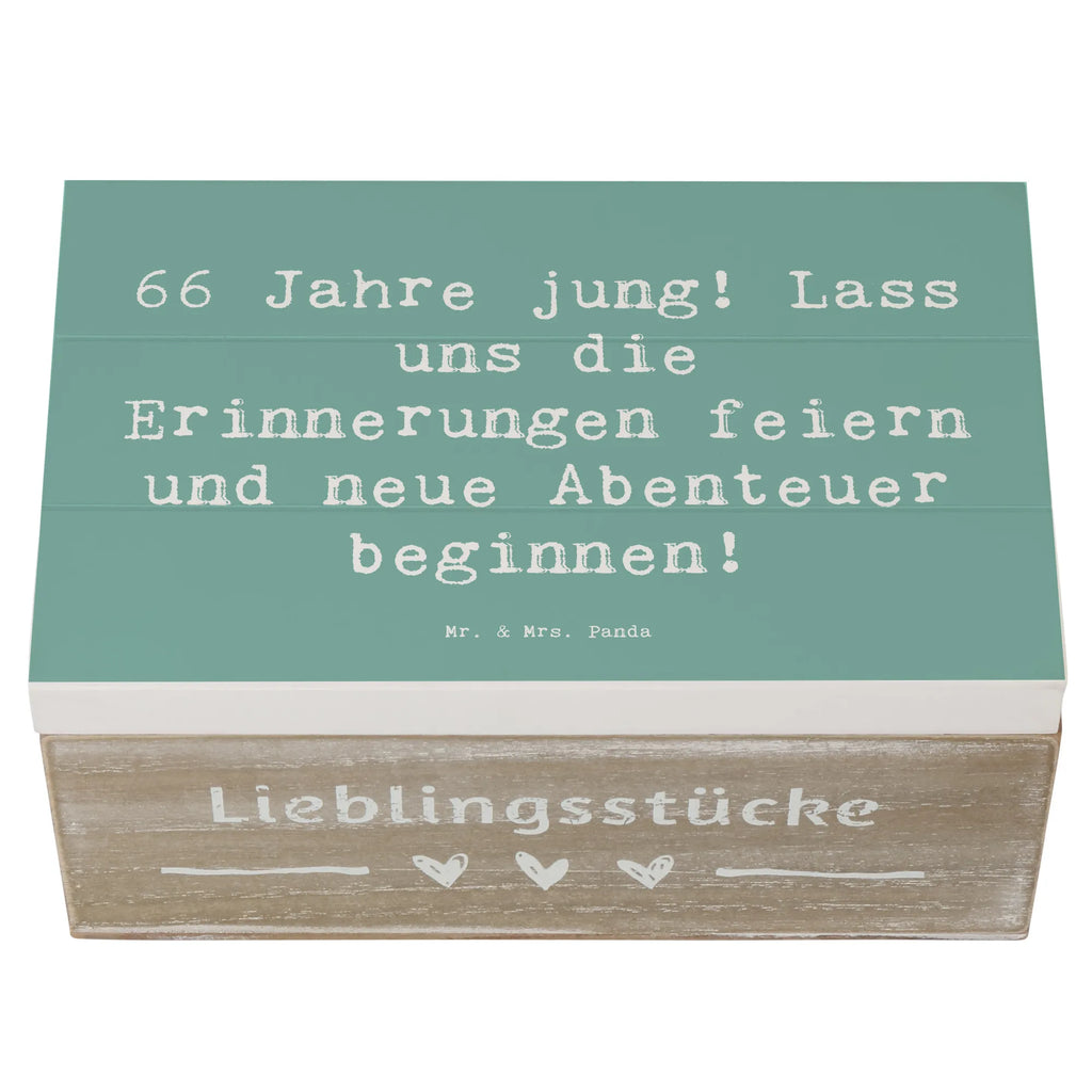 Wooden chest Saying 66 Jahre jung! Lass uns die Erinnerungen feiern und neue Abenteuer beginnen! Schatzkiste, Holzkiste, Kiste, Truhe, Geschenkdose, Erinnerungsbox, Erinnerungskiste, Dekokiste, Aufbewahrungsbox, Schatulle, XXL, Geschenkbox, Geburtstag, Geburtstagsgeschenk, Geschenk