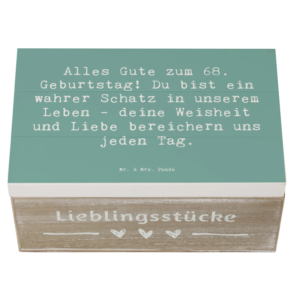 Wooden chest Saying Alles Gute zum 68. Geburtstag! Du bist ein wahrer Schatz in unserem Leben - deine Weisheit und Liebe bereichern uns jeden Tag. Holzkiste, Kiste, Geschenkdose, Erinnerungskiste, Erinnerungsbox, Schatzkiste, Aufbewahrungsbox, Dekokiste, Truhe, XXL, Geschenkbox, Schatulle, Geburtstag, Geburtstagsgeschenk, Geschenk