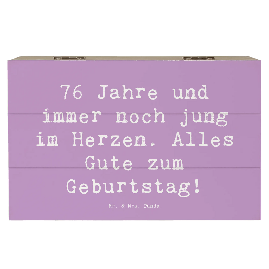 Wooden chest Saying 76 Jahre und immer noch jung im Herzen. Alles Gute zum Geburtstag! Kiste, geschenkbox mit deckel, Holzkiste mit Deckel, Schatulle, erinnerungsbox holz, geschenkkiste, schmuckkiste, Holztruhe, fotobox, Holzbox mit Deckel, truhe mit deckel, fotokiste, schatztruhe, truhe holz, aufbewahrungskiste mit deckel, Holzbox, schmuckbox, box holz, Erinnerungskiste, Aufbewahrungstruhe, Box, schmucktruhe, Aufbewahrungsbox, Aufbewahrungskiste, Truhe, Aufbewahrungsbox Holz, Holzkiste, Geschenkbox, Kiste mit Deckel, Aufbewahrungsbox aus Holz, Schatzkiste, holzschatulle, holzkästchen, schatzkiste holz, geschenkbox holz, kiste holz, holzschachtel, Box aus Holz, Erinnerungsbox, Holz Aufbewahrungsbox, Geschenk, Geburtstag, Geburtstagsgeschenk