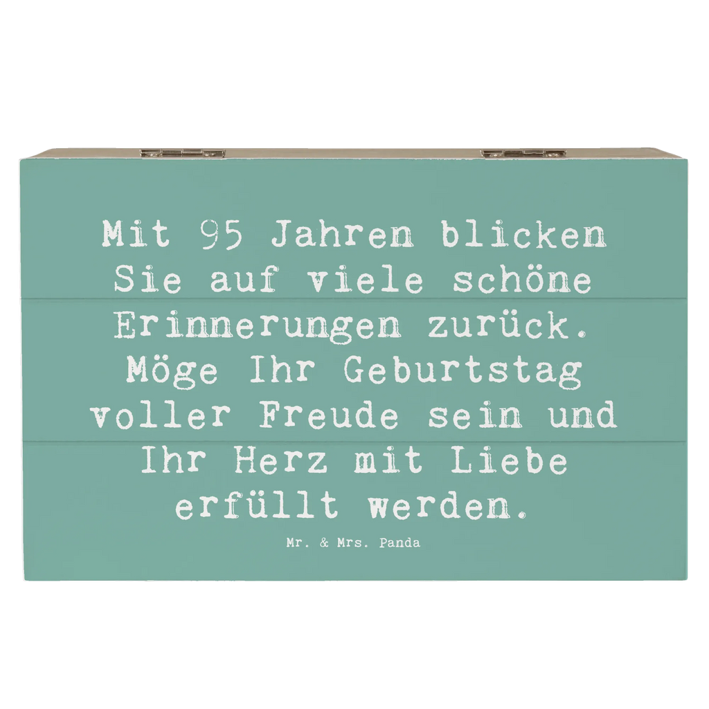 Wooden chest Saying Mit 95 Jahren blicken Sie auf viele schöne Erinnerungen zurück. Möge Ihr Geburtstag voller Freude sein und Ihr Herz mit Liebe erfüllt werden. Geschenkbox, Kiste, Erinnerungsbox, Geschenkdose, XXL, Truhe, Holzkiste, Aufbewahrungsbox, Erinnerungskiste, Schatzkiste, Schatulle, Dekokiste, Geburtstag, Geburtstagsgeschenk, Geschenk