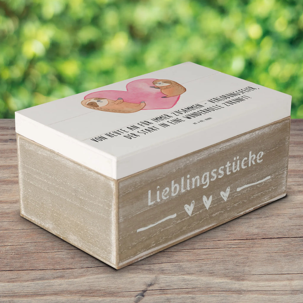 Skrzynia drewniana Von heute an für immer zusammen - Verlobungsfeier, der Start in eine wundervolle Zukunft! Kiste, Truhe, Schatulle, Schatzkiste, Geschenkbox, Aufbewahrungsbox, Holzkiste, Erinnerungskiste, Erinnerungsbox, XXL, Dekokiste, Geschenkdose, Hochzeit, Hochzeitsgeschenk, Ehe, Hochzeitsfeier, Trauung, Trauungsgeschenk, Hochzeitskarte, Verlobungsfeier, Verlobungsgeschenk, Hochzeitsgeschenkideen, Hochzeitsgeschenke für Brautpaar