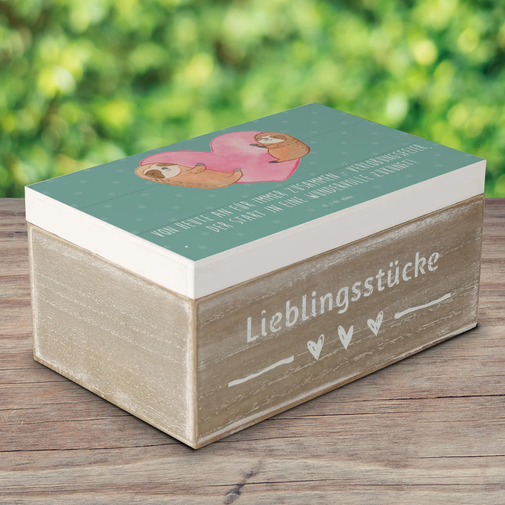 Skrzynia drewniana Von heute an für immer zusammen - Verlobungsfeier, der Start in eine wundervolle Zukunft! Kiste, Truhe, Schatulle, Schatzkiste, Geschenkbox, Aufbewahrungsbox, Holzkiste, Erinnerungskiste, Erinnerungsbox, XXL, Dekokiste, Geschenkdose, Hochzeit, Hochzeitsgeschenk, Ehe, Hochzeitsfeier, Trauung, Trauungsgeschenk, Hochzeitskarte, Verlobungsfeier, Verlobungsgeschenk, Hochzeitsgeschenkideen, Hochzeitsgeschenke für Brautpaar