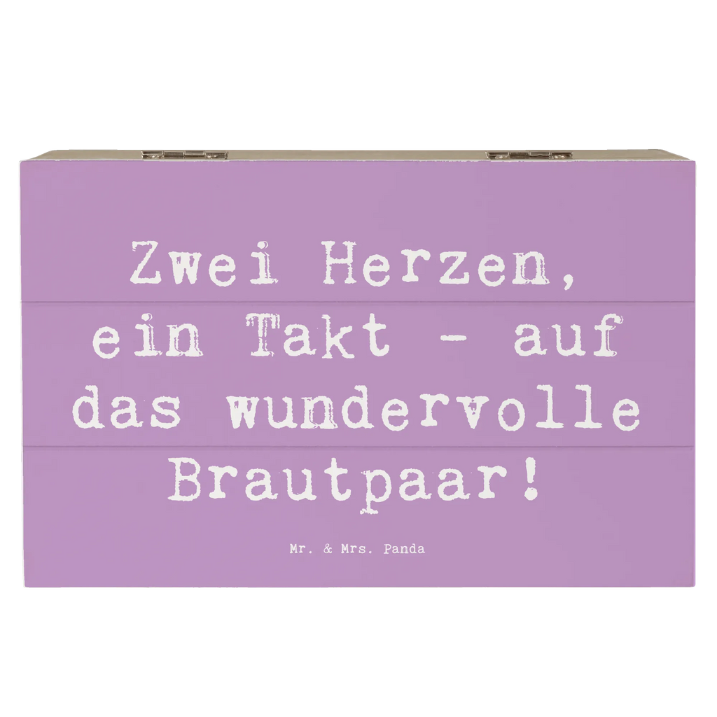Wooden chest Saying Zwei Herzen, ein Takt - auf das wundervolle Brautpaar! Holzkiste, Kiste, Schatzkiste, Truhe, Schatulle, XXL, Erinnerungsbox, Erinnerungskiste, Dekokiste, Aufbewahrungsbox, Geschenkbox, Geschenkdose, Hochzeit, Hochzeitsgeschenk, Ehe, Hochzeitsfeier, Trauung, Trauungsgeschenk, Hochzeitskarte, Verlobungsfeier, Verlobungsgeschenk, Hochzeitsgeschenkideen, Hochzeitsgeschenke für Brautpaar