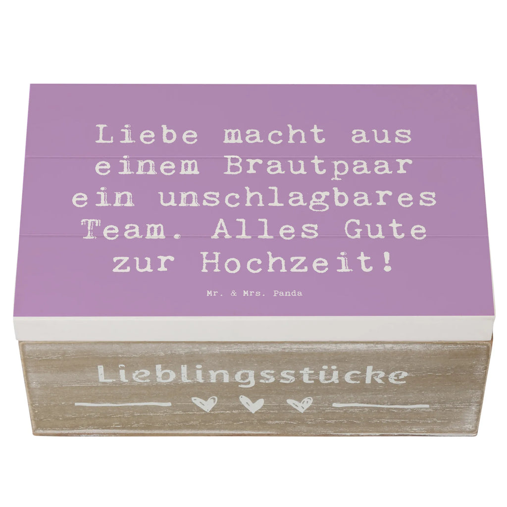 Wooden chest Saying Liebe macht aus einem Brautpaar ein unschlagbares Team. Alles Gute zur Hochzeit! Holz Aufbewahrungsbox, Aufbewahrungskiste, truhe holz, Holzkiste mit Deckel, Holzkisten, aufbewahrungstruhe, Holztruhe, box holz, Box aus Holz, Holzbox mit Deckel, aufbewahrungskiste mit deckel, kiste holz, Aufbewahrungsbox aus Holz, Holzboxen, holzschatulle, holzschachtel, Holzkiste, Schatulle, holzkästchen, holztruhen, Aufbewahrungsbox, aufbewahrungsboxen, Holzbox, aufbewahrungskisten, Aufbewahrungsbox Holz, Trauungsgeschenk, Verlobungsfeier, Verlobungsgeschenk, Hochzeit, Hochzeitsgeschenkideen, Hochzeitsgeschenke für Brautpaar, Ehe, Hochzeitskarte, Hochzeitsgeschenk, Hochzeitsfeier, Trauung