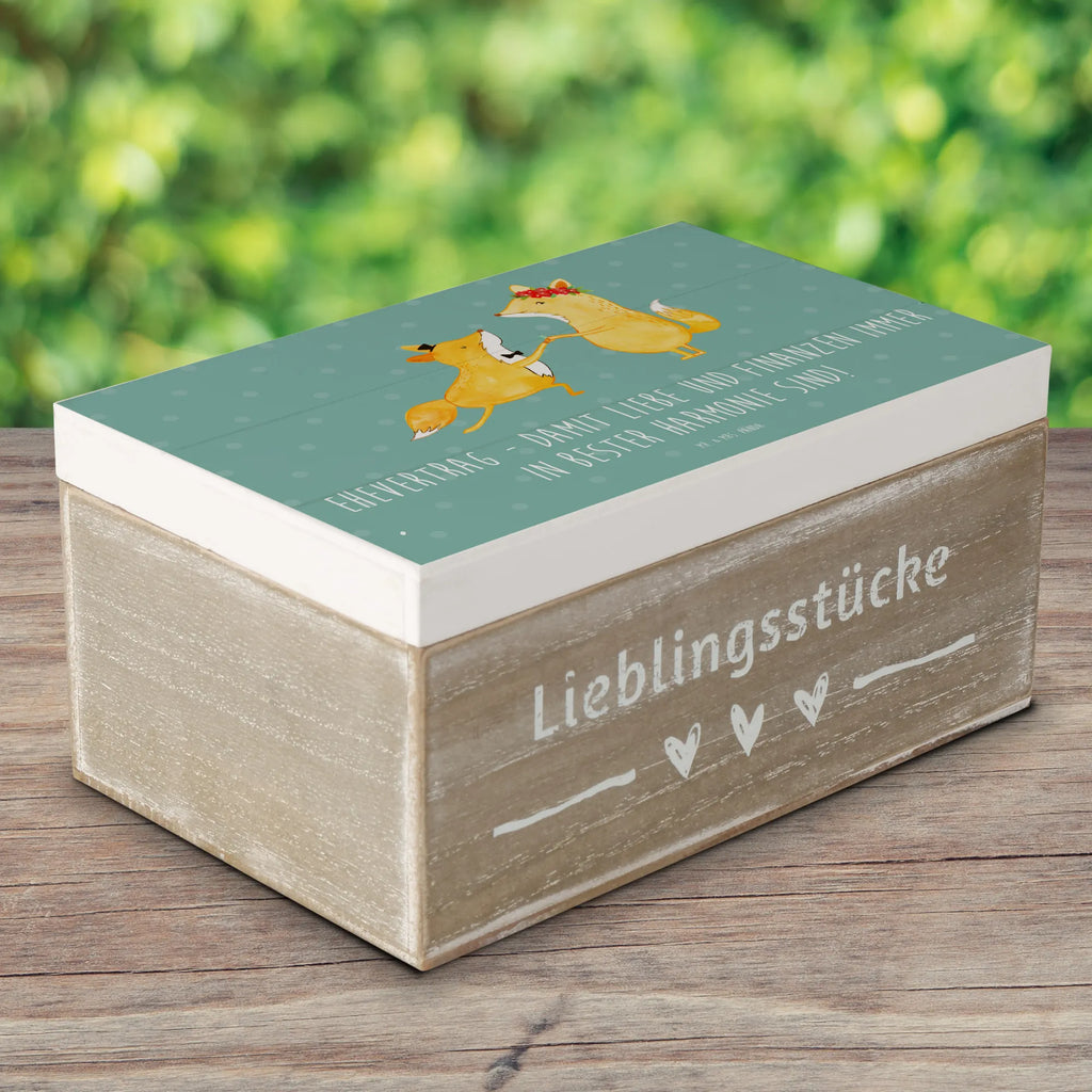 Wooden chest Ehevertrag - Damit Liebe und Finanzen immer in bester Harmonie sind! Dekokiste, Schatzkiste, Geschenkdose, Holzkiste, Aufbewahrungsbox, Kiste, Geschenkbox, XXL, Truhe, Erinnerungskiste, Erinnerungsbox, Schatulle, Hochzeit, Hochzeitsgeschenk, Ehe, Hochzeitsfeier, Trauung, Trauungsgeschenk, Hochzeitskarte, Verlobungsfeier, Verlobungsgeschenk, Hochzeitsgeschenkideen, Hochzeitsgeschenke für Brautpaar