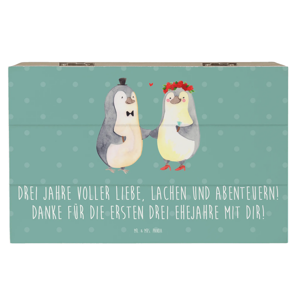 Wooden chest Drei Jahre voller Liebe, Lachen und Abenteuern! Danke für die ersten drei Ehejahre mit dir! XXL, Schatulle, Geschenkdose, Dekokiste, Aufbewahrungsbox, Schatzkiste, Erinnerungsbox, Erinnerungskiste, Geschenkbox, Kiste, Truhe, Holzkiste, Hochzeit, Hochzeitsgeschenk, Ehe, Hochzeitsfeier, Trauung, Trauungsgeschenk, Hochzeitskarte, Verlobungsfeier, Verlobungsgeschenk, Hochzeitsgeschenkideen, Hochzeitsgeschenke für Brautpaar