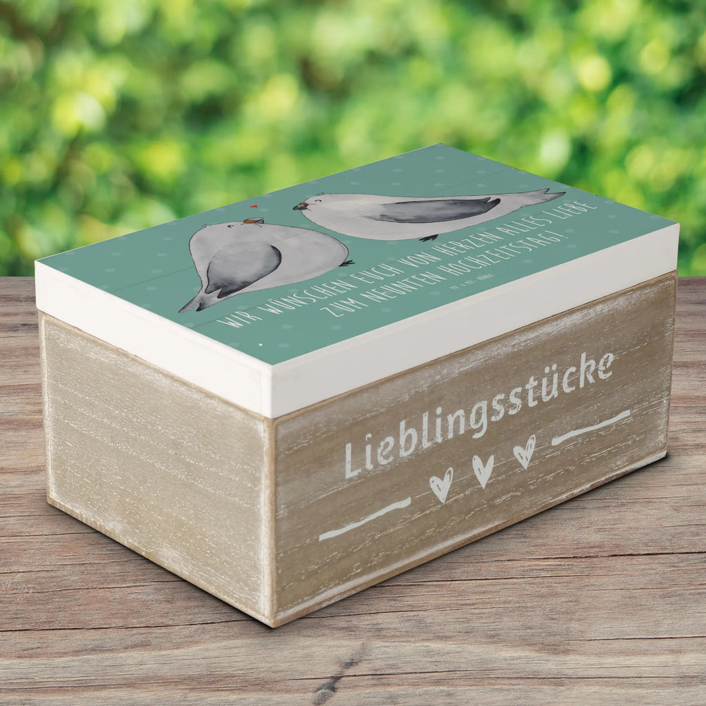 Holzkiste 9. Hochzeitstag Keramikhochzeit Aufbewahrungsbox, Erinnerungskiste, Geschenkdose, Erinnerungsbox, Dekokiste, Schatzkiste, Kiste, Truhe, Geschenkbox, XXL, Holzkiste, Schatulle, Hochzeit, Hochzeitsgeschenk, Ehe, Hochzeitsfeier, Trauung, Trauungsgeschenk, Hochzeitskarte, Verlobungsfeier, Verlobungsgeschenk, Hochzeitsgeschenkideen, Hochzeitsgeschenke für Brautpaar