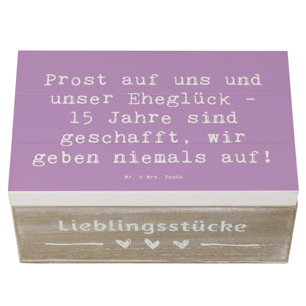 Holzkiste Spruch 15. Hochzeitstag Gläserne Hochzeit Truhe, Schatzkiste, Aufbewahrungsbox, Dekokiste, Erinnerungsbox, Kiste, Erinnerungskiste, Geschenkbox, Schatulle, Holzkiste, Geschenkdose, XXL, Hochzeit, Hochzeitsgeschenk, Ehe, Hochzeitsfeier, Trauung, Trauungsgeschenk, Hochzeitskarte, Verlobungsfeier, Verlobungsgeschenk, Hochzeitsgeschenkideen, Hochzeitsgeschenke für Brautpaar