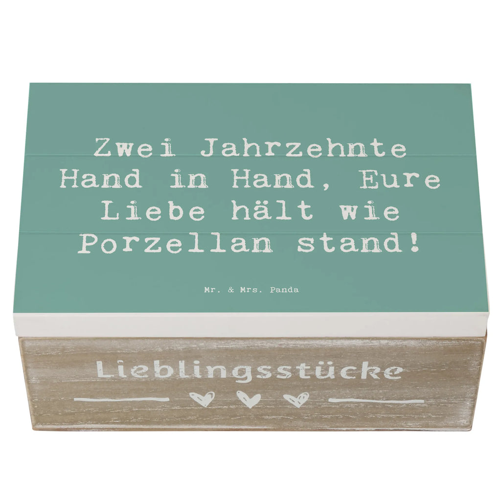 Holzkiste Spruch 20. Hochzeitstag Porzellanhochzeit XXL, Aufbewahrungsbox, Dekokiste, Geschenkbox, Erinnerungskiste, Erinnerungsbox, Holzkiste, Schatulle, Schatzkiste, Kiste, Geschenkdose, Truhe, Hochzeit, Hochzeitsgeschenk, Ehe, Hochzeitsfeier, Trauung, Trauungsgeschenk, Hochzeitskarte, Verlobungsfeier, Verlobungsgeschenk, Hochzeitsgeschenkideen, Hochzeitsgeschenke für Brautpaar