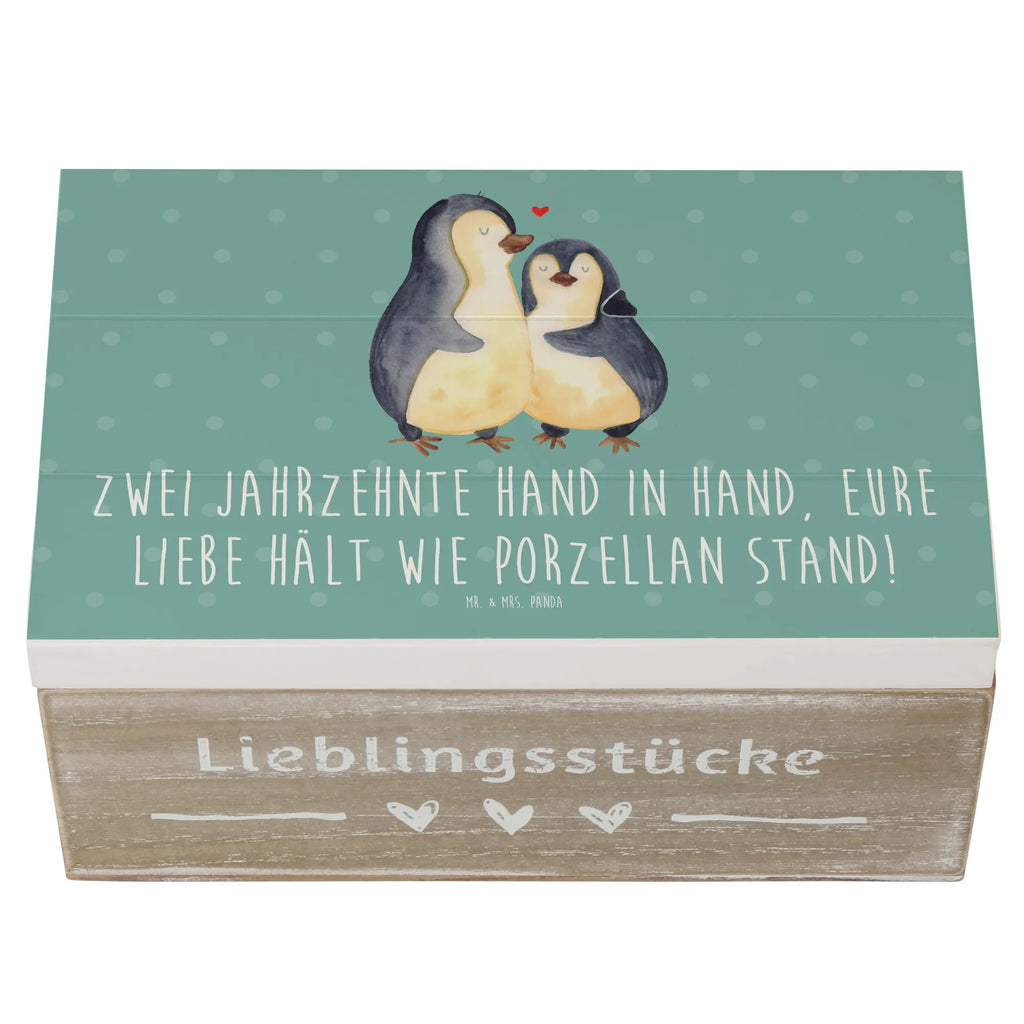 Wooden chest Zwei Jahrzehnte Hand in Hand, Eure Liebe hält wie Porzellan stand! Box aus Holz, geschenkbox mit deckel, kiste holz, Erinnerungskiste, Holz Aufbewahrungsbox, schatzkiste holz, Aufbewahrungskiste, Erinnerungsbox, erinnerungsbox holz, fotokiste, Holzbox, holzkästchen, Schatulle, Kiste, Truhe, geschenkkiste, aufbewahrungskiste mit deckel, Holztruhe, Aufbewahrungstruhe, Holzbox mit Deckel, truhe mit deckel, fotobox, schmuckbox, Aufbewahrungsbox, Holzkiste mit Deckel, Geschenkbox, holzschachtel, Holzkiste, schmuckkiste, Aufbewahrungsbox aus Holz, box holz, geschenkbox holz, Kiste mit Deckel, schmucktruhe, holzschatulle, Aufbewahrungsbox Holz, Box, schatztruhe, truhe holz, Schatzkiste, Trauungsgeschenk, Hochzeitsgeschenk, Trauung, Ehe, Hochzeitsfeier, Verlobungsfeier, Hochzeitskarte, Hochzeitsgeschenke für Brautpaar, Verlobungsgeschenk, Hochzeitsgeschenkideen, Hochzeit