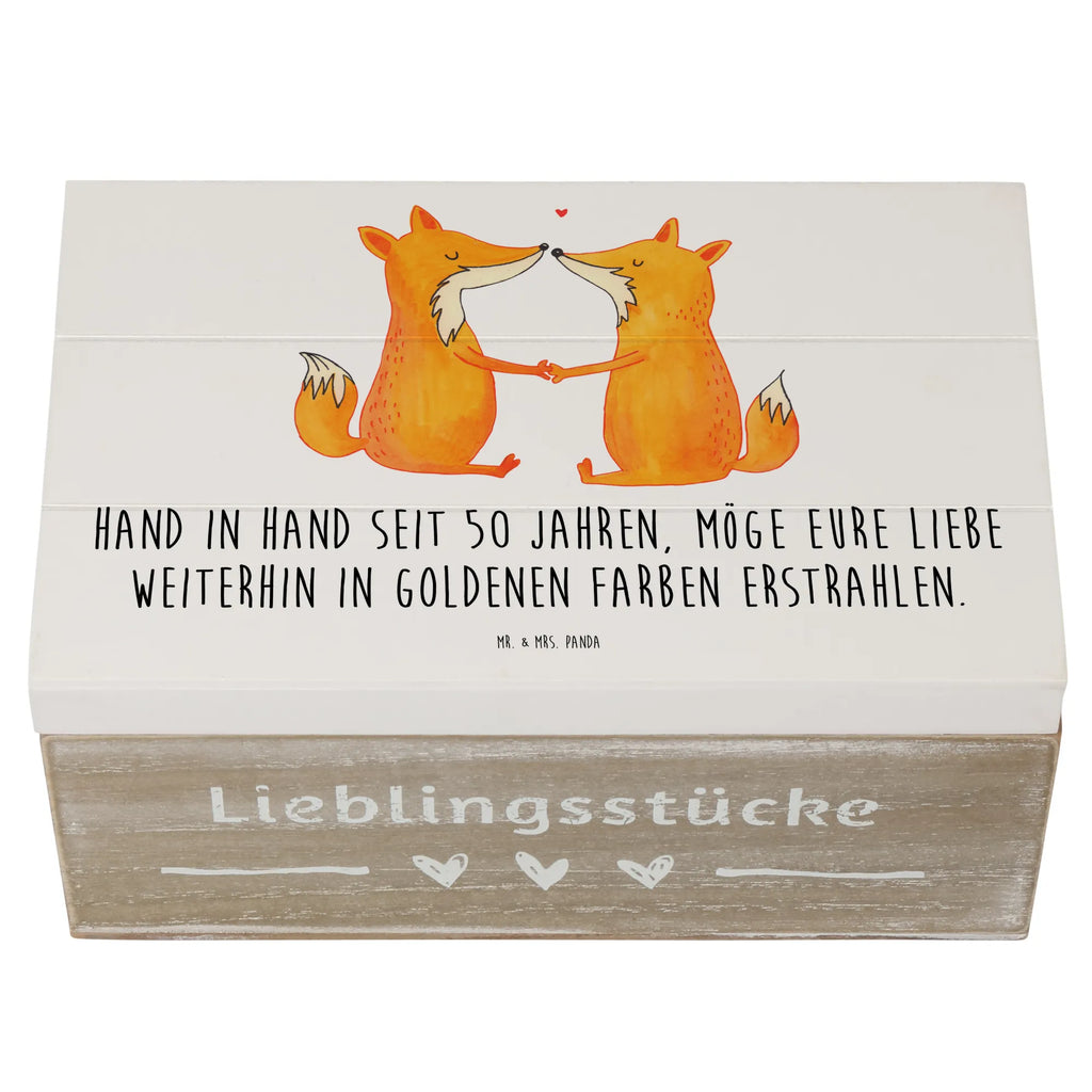 Wooden chest Hand in Hand seit 50 Jahren, möge eure Liebe weiterhin in goldenen Farben erstrahlen. Dekokiste, Geschenkbox, Erinnerungskiste, Geschenkdose, Erinnerungsbox, Kiste, Aufbewahrungsbox, XXL, Schatulle, Truhe, Schatzkiste, Holzkiste, Hochzeit, Hochzeitsgeschenk, Ehe, Hochzeitsfeier, Trauung, Trauungsgeschenk, Hochzeitskarte, Verlobungsfeier, Verlobungsgeschenk, Hochzeitsgeschenkideen, Hochzeitsgeschenke für Brautpaar