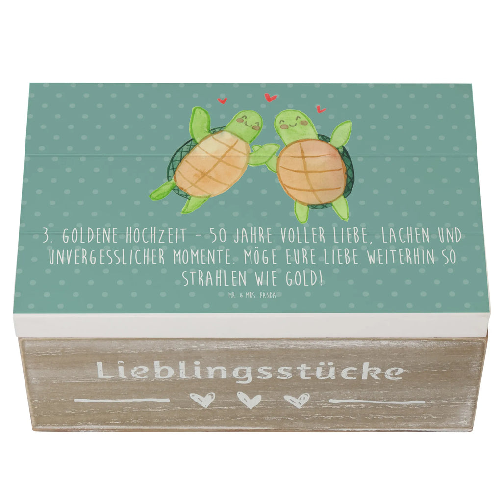 Wooden chest 3. Goldene Hochzeit - 50 Jahre voller Liebe, Lachen und unvergesslicher Momente. Möge eure Liebe weiterhin so strahlen wie Gold! Truhe, XXL, Dekokiste, Aufbewahrungsbox, Erinnerungskiste, Schatulle, Schatzkiste, Kiste, Geschenkbox, Holzkiste, Geschenkdose, Erinnerungsbox, Hochzeit, Hochzeitsgeschenk, Ehe, Hochzeitsfeier, Trauung, Trauungsgeschenk, Hochzeitskarte, Verlobungsfeier, Verlobungsgeschenk, Hochzeitsgeschenkideen, Hochzeitsgeschenke für Brautpaar