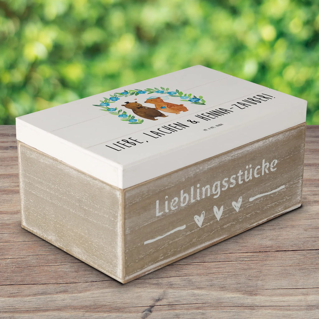 Holzkiste Henna-Abend Magie Geschenkbox, Truhe, Schatulle, Holzkiste, XXL, Kiste, Schatzkiste, Aufbewahrungsbox, Dekokiste, Erinnerungsbox, Geschenkdose, Erinnerungskiste, Hochzeit, Hochzeitsgeschenk, Ehe, Hochzeitsfeier, Trauung, Trauungsgeschenk, Hochzeitskarte, Verlobungsfeier, Verlobungsgeschenk, Hochzeitsgeschenkideen, Hochzeitsgeschenke für Brautpaar